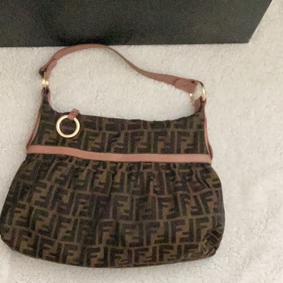 Authentic Vintage Fendi Zucca Chef shoulder bag 🤎🖤 - Picture 11 of 12